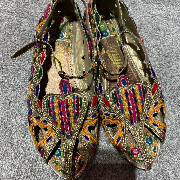 Indian Pakistani traditional shoes - Picture 2 of 3